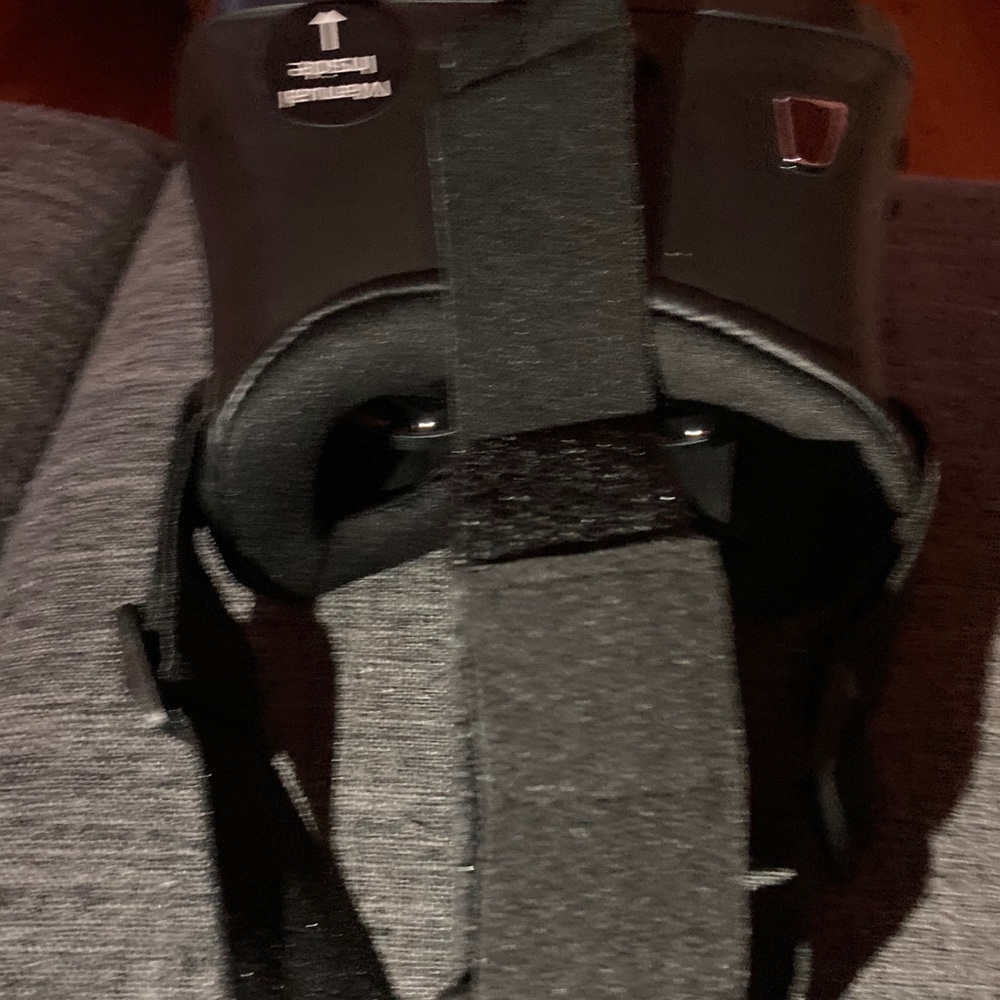 Virtual reality smartphone headset. - Picture 3 of 10